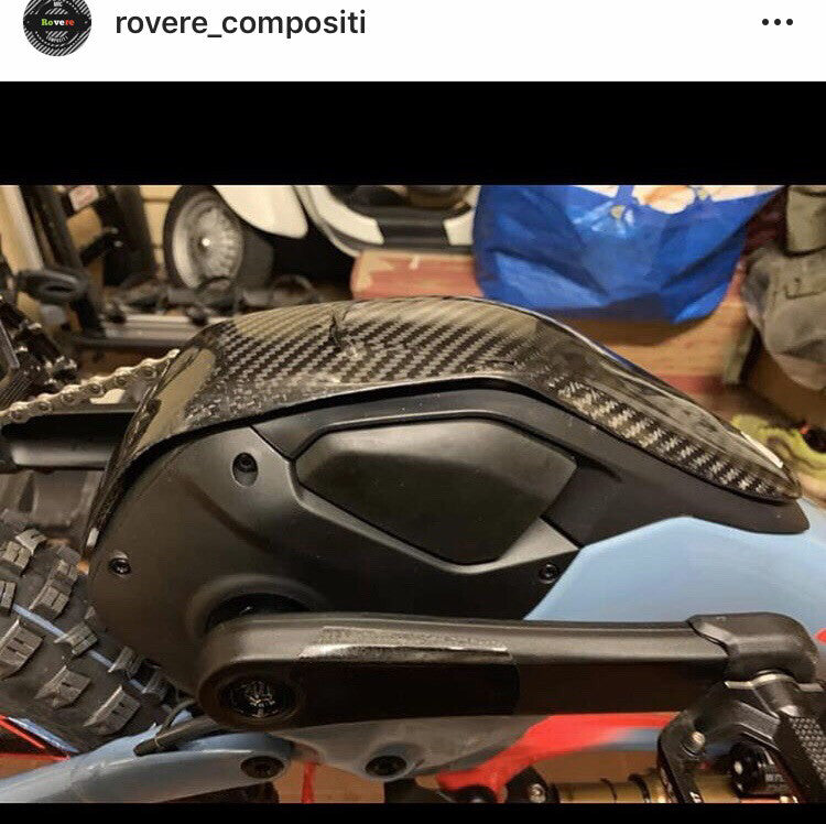 Turbo levo top motor cover